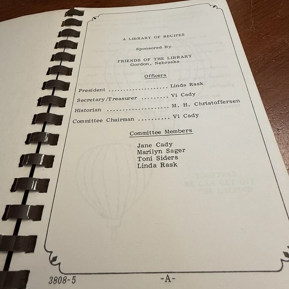 Friends Of The Library Of Recipes Gordon Nebraska Cookbook 1984 VTG
